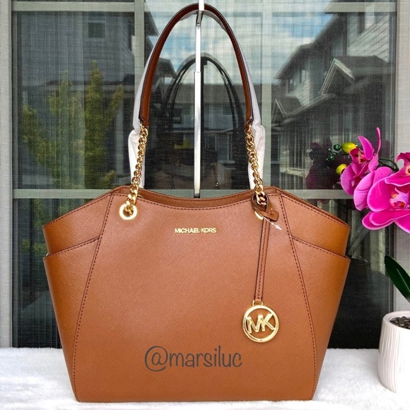 Michael Kors Handbags - New Mk chain shoulder bag